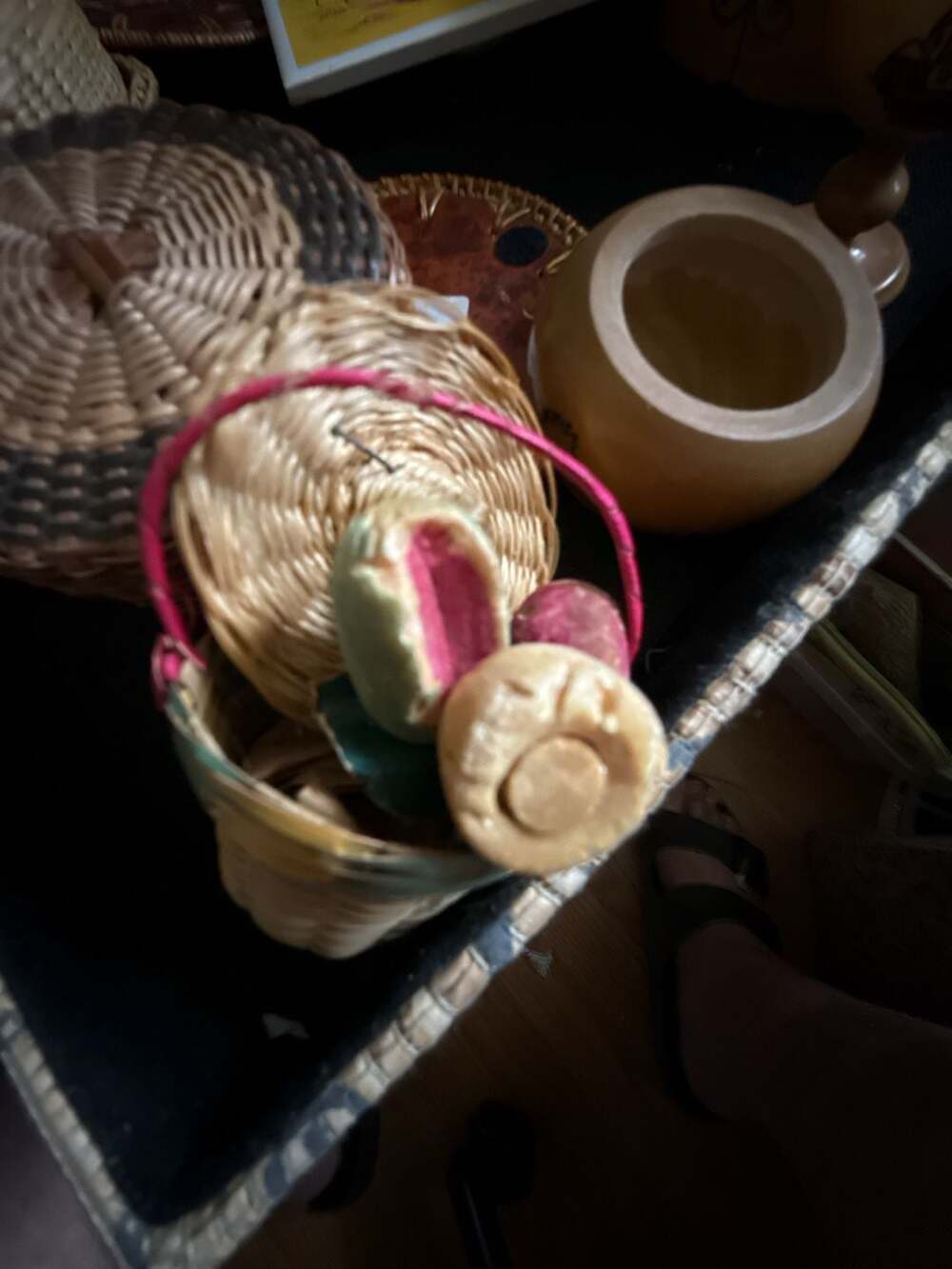 Vintage Mini Wicker Basket with Decorative Fruit Guest Soaps